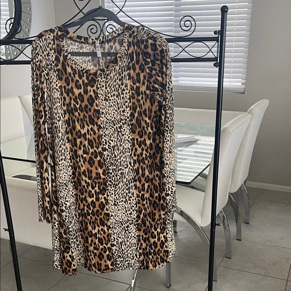 Wild Patterned Women's Blouse